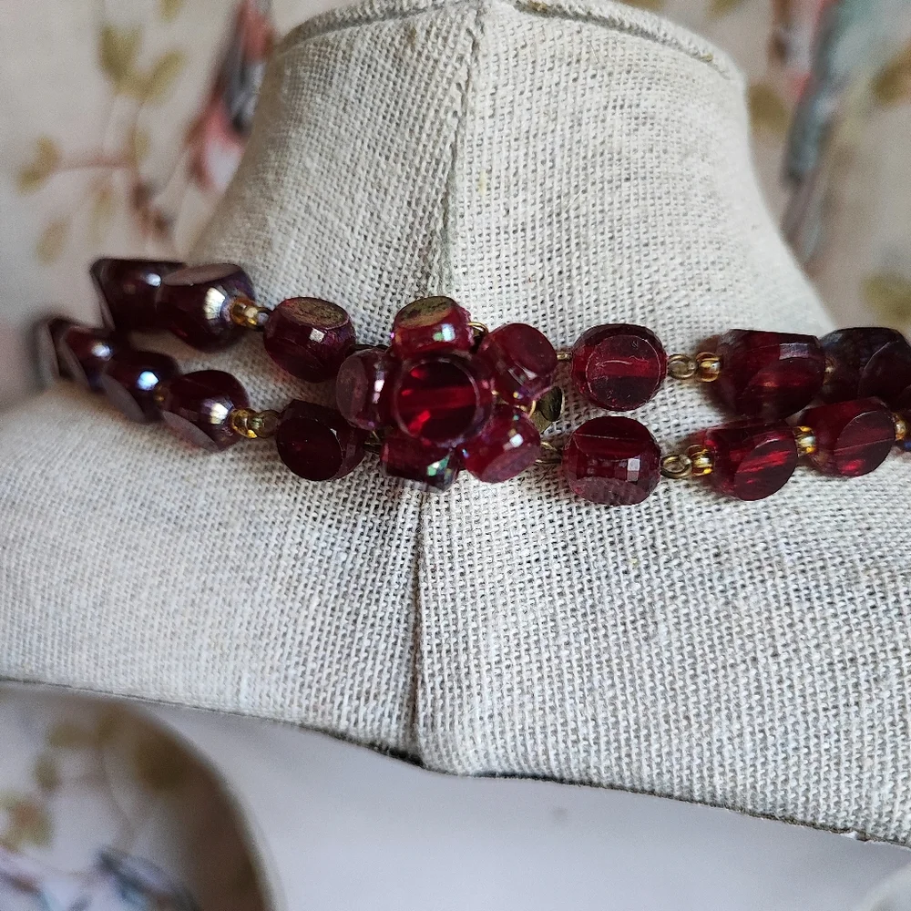 Western Germany Plastic Red Aurora Borealis Light Weight Beaded Vintage Necklace